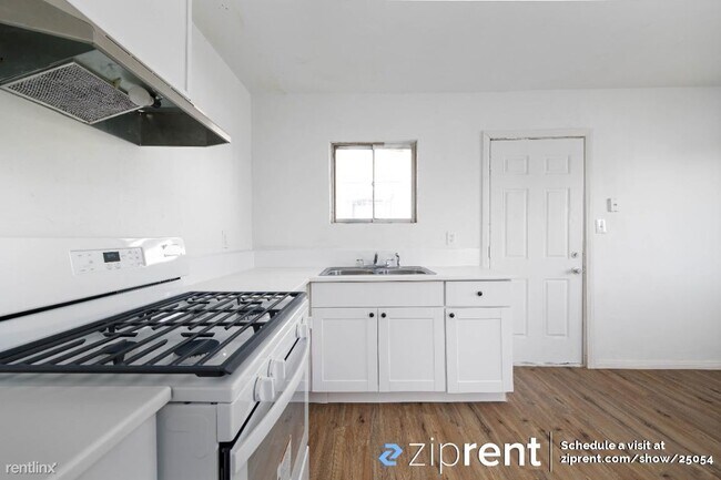 2085 Franklin Ave San Diego, CA 92113 photo 5