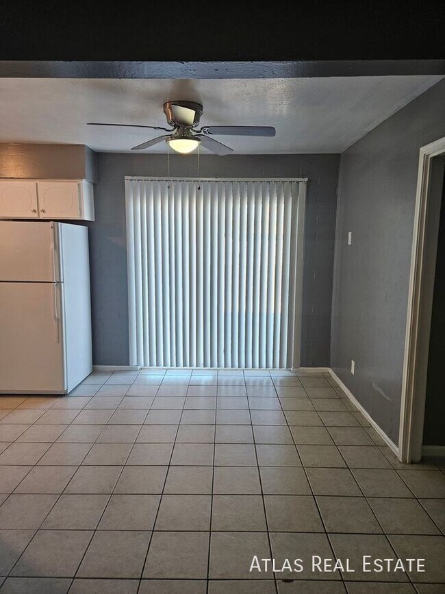 4900 E Culver St Phoenix, AZ 85008 photo 4