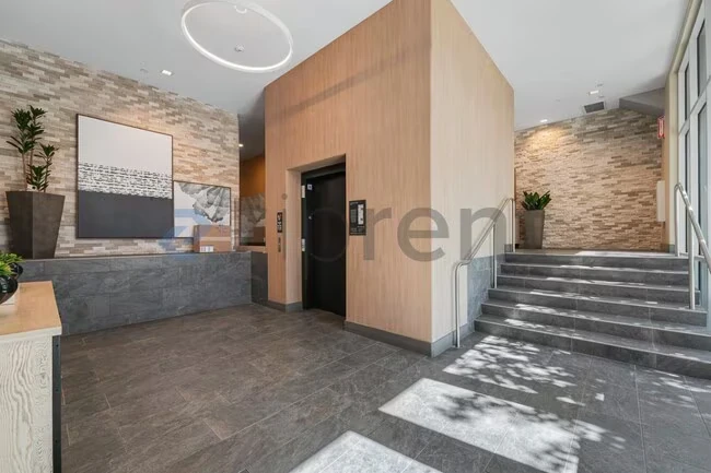 Unit 407 photo 5
