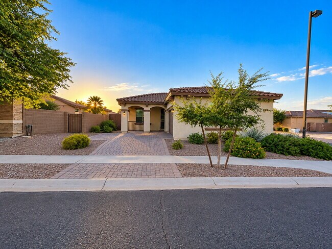 1844 South Racine Lane, Gilbert, AZ 85295 photo 2