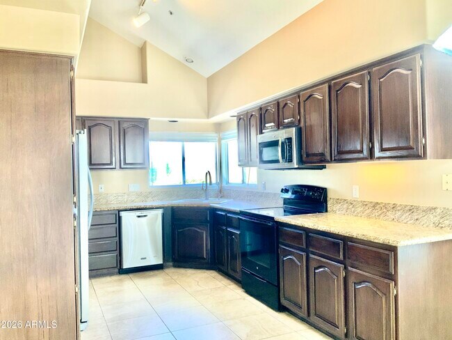 9023 N 107th Pl Scottsdale, AZ 85258 photo 5