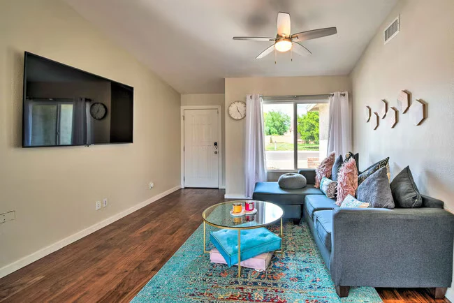 17649 N 42nd Ln Glendale, AZ 85308 photo 3