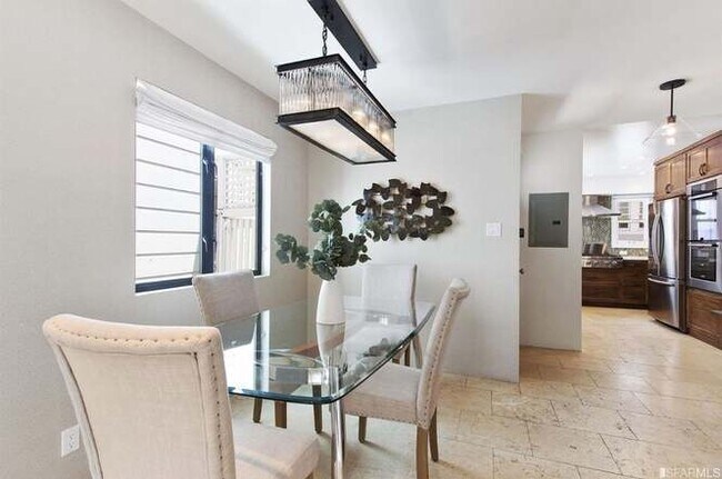 3 McCormick St San Francisco, CA 94109 photo 4