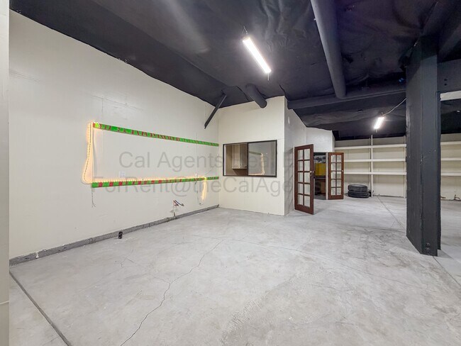 1100 6th Ave Oakland, CA 94606 photo 3