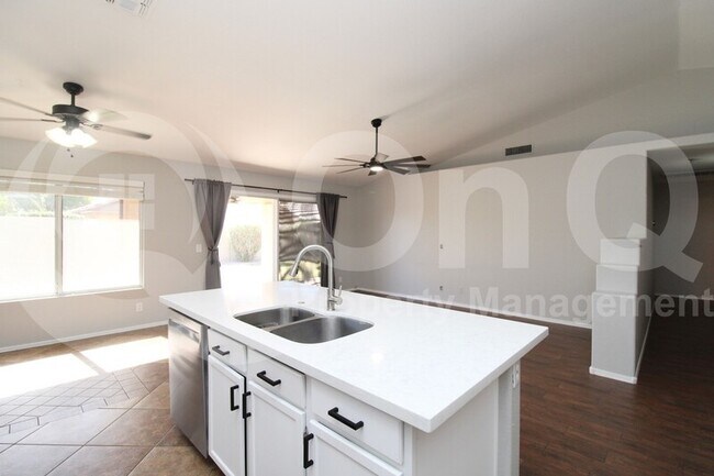 103 W Patrick St Gilbert, AZ 85233 photo 5