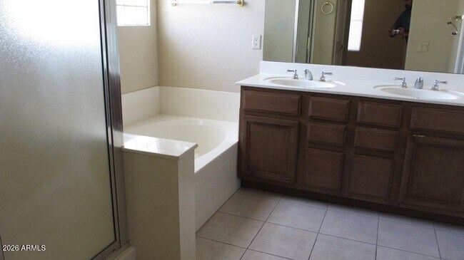 2471 W Hemlock Way Chandler, AZ 85248 photo 5