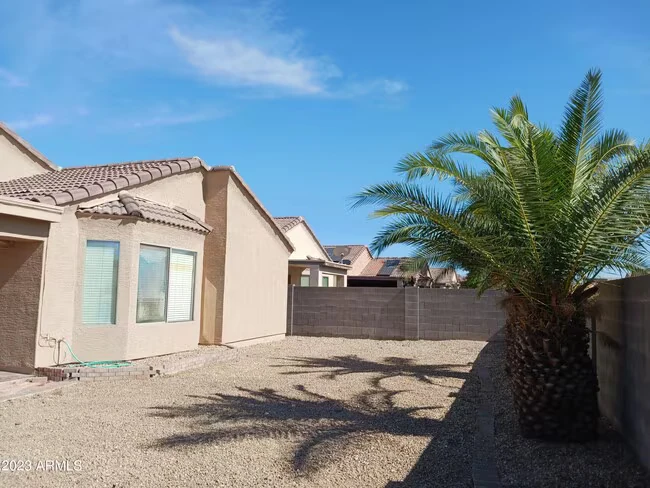 8074 N 109th Dr Peoria, AZ 85345 photo 5