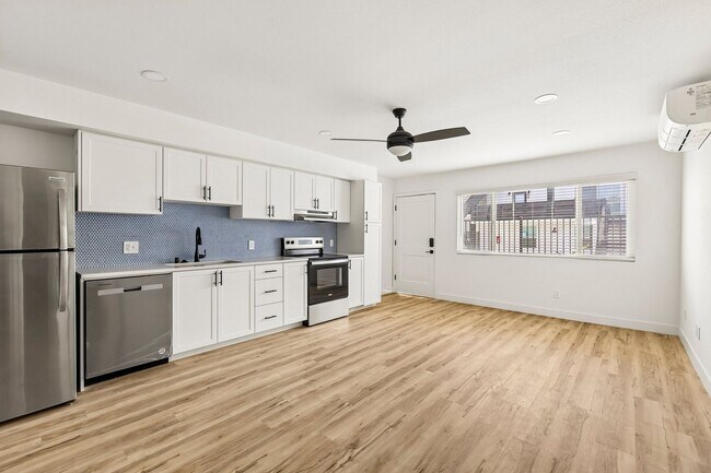 3 Bed | 3 Bath | E | Upstairs 22 floor plan