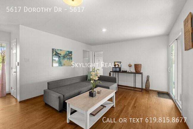 5617 Dorothy Dr San Diego, CA 92115 photo 3