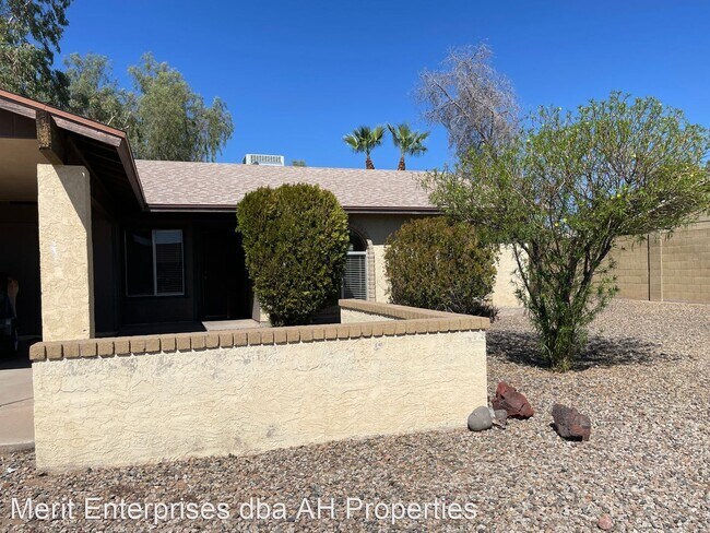 1008 W Kristal Way Phoenix, AZ 85027 photo 3