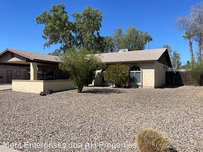 1008 W Kristal Way Phoenix, AZ 85027 photo 2
