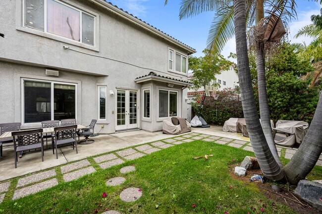 6233 Rose St San Diego, CA 92115 photo 3