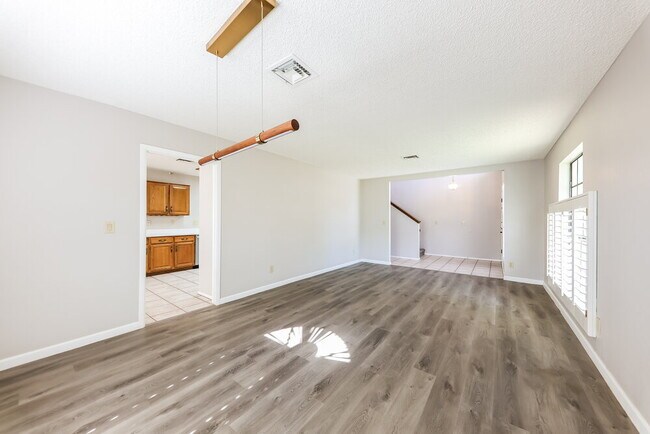 7127 W Morrow Dr Glendale, AZ 85308 photo 5