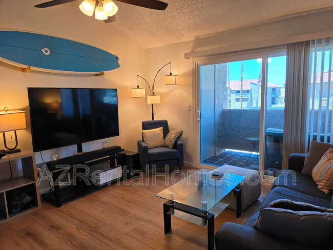 623 W Guadalupe Rd Mesa, AZ 85210 photo 4
