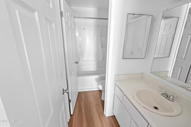 3801 N 23rd Dr Phoenix, AZ 85015 photo 5
