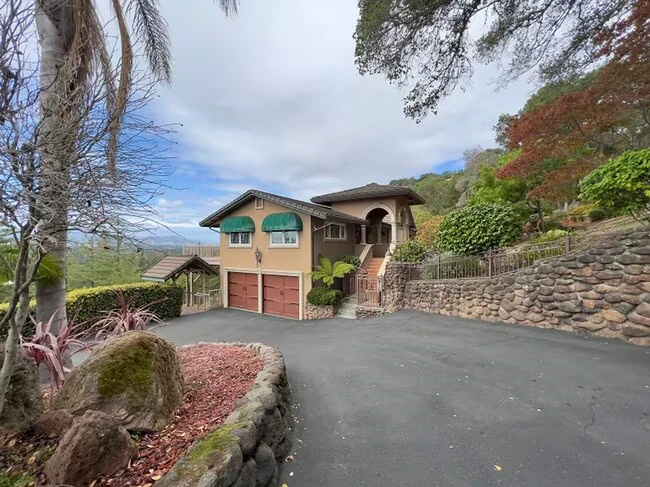 14 Monez Blvd Napa, CA 94559 photo 2