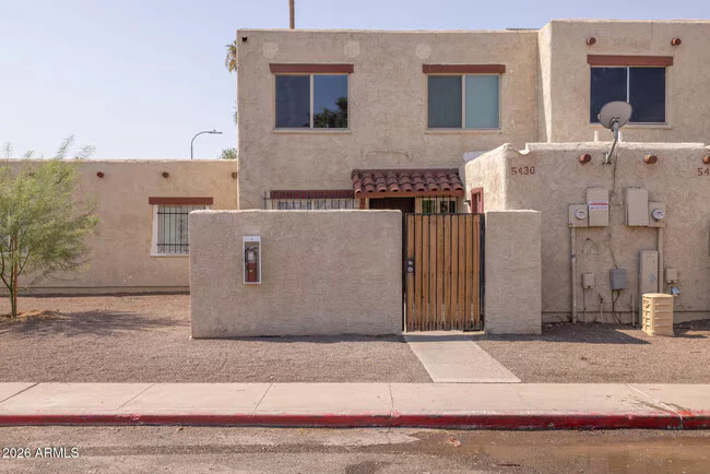 5430 W Culver St photo 4