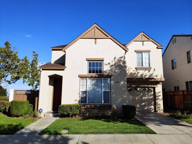 405 Birkhaven Pl photo 3