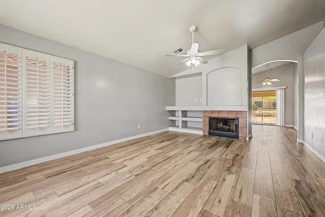 905 E Potter Dr Phoenix, AZ 85024 photo 5