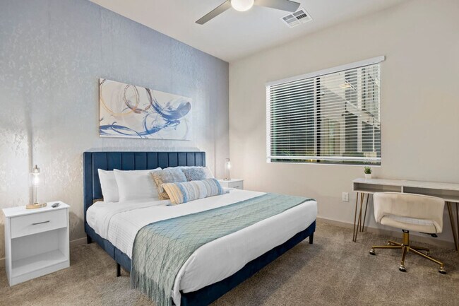 500 W Broadway Rd Tempe, AZ 85282 photo 3