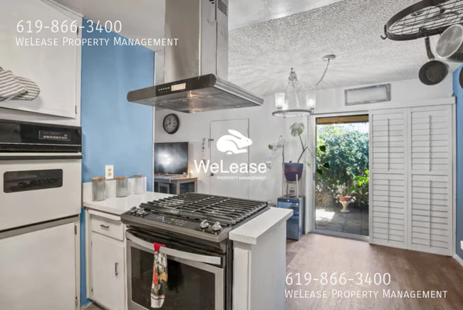 514 Shady Ln El Cajon, CA 92021 photo 2