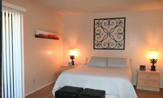 8649 E Royal Palm Rd Scottsdale, AZ 85258 photo 3