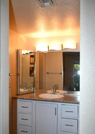8649 E Royal Palm Rd Scottsdale, AZ 85258 photo 2