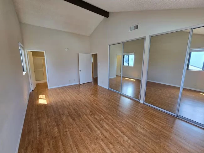 3286 Caminito Ameca San Diego, CA 92037 photo 4