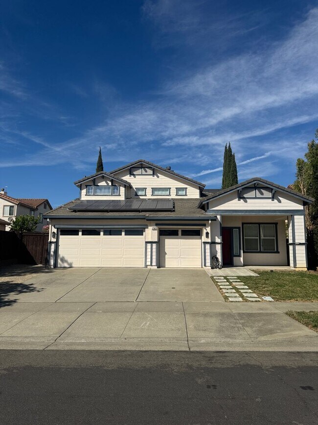 Custom-built Home Near Paradise Valley Golf Course