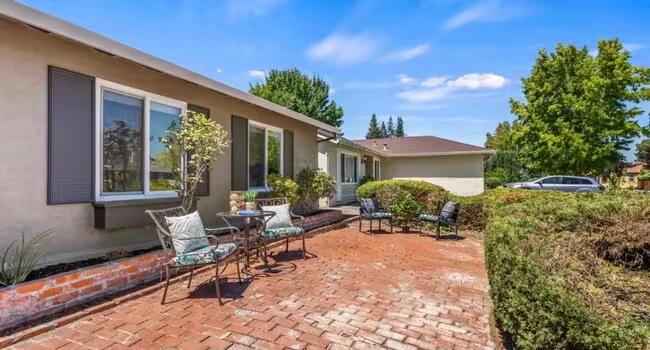 4419 Jonquil Dr San Jose, CA 95136 photo 2
