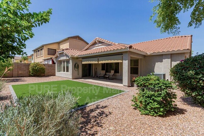 2611 E Ridge Creek Rd Phoenix, AZ 85024 photo 2