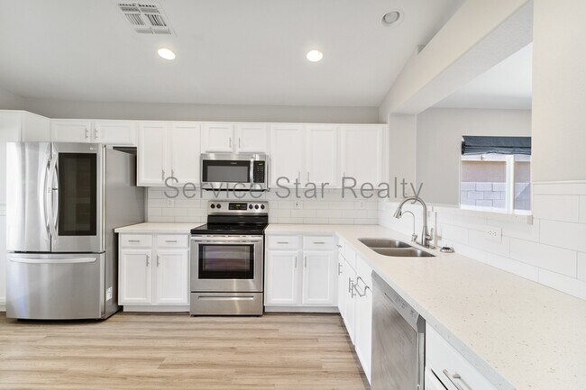 2333 E Springfield Pl Chandler, AZ 85286 photo 5