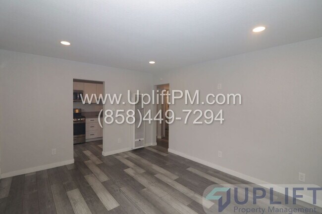 4165 Wightman St San Diego, CA 92105 photo 4