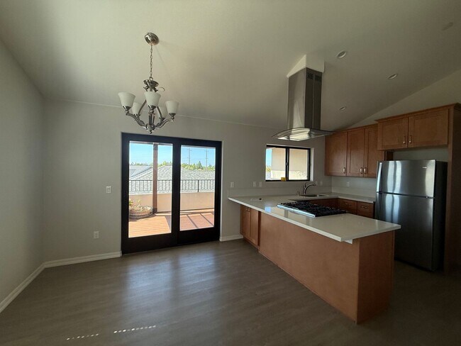 3497 Santiago Dr Santa Rosa, CA 95403 photo 4