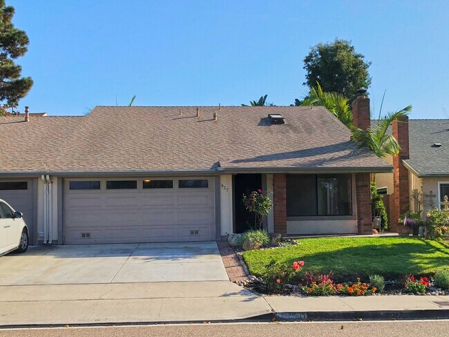 937 Woodgrove Dr Encinitas, CA 92007