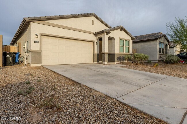 4219 S 57th Dr photo 3