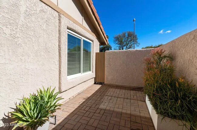 6270 N 78th St Scottsdale, AZ 85250 photo 3