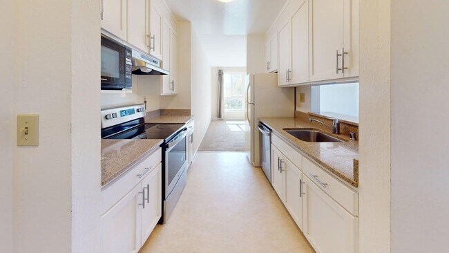 2632 Warring St Berkeley, CA 94704 photo 5