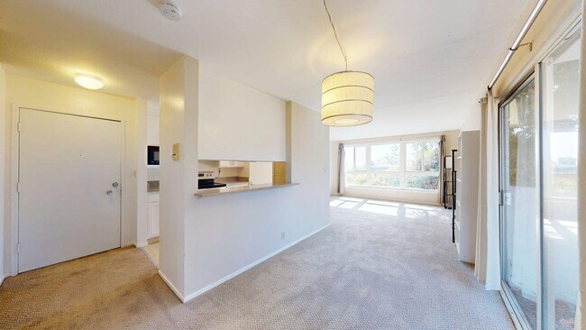 2632 Warring St Berkeley, CA 94704 photo 4