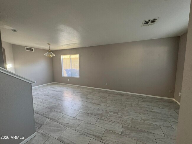 12741 Desert Flower Rd Avondale, AZ 85392 photo 2
