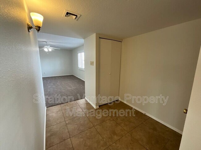 4426 S Terrace Rd Tempe, AZ 85282 photo 3