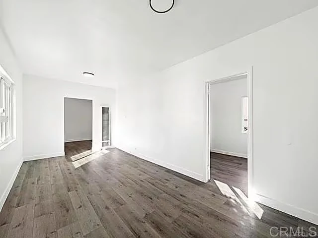 2040 Earl St San Diego, CA 92113 photo 4