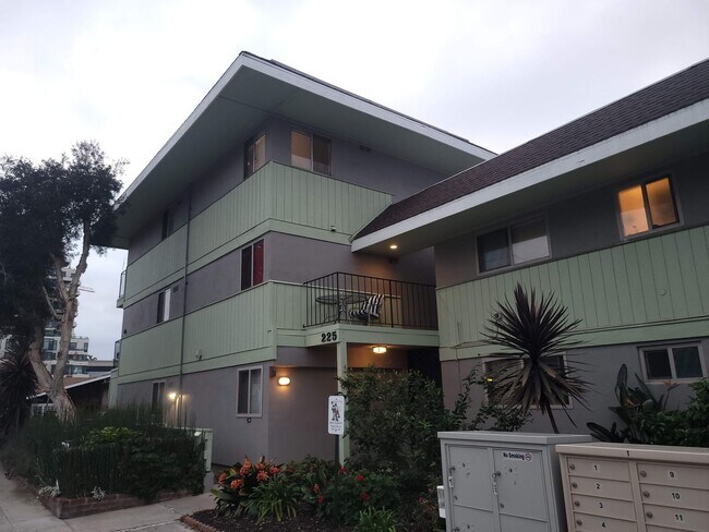 Redwood Terrace photo 3