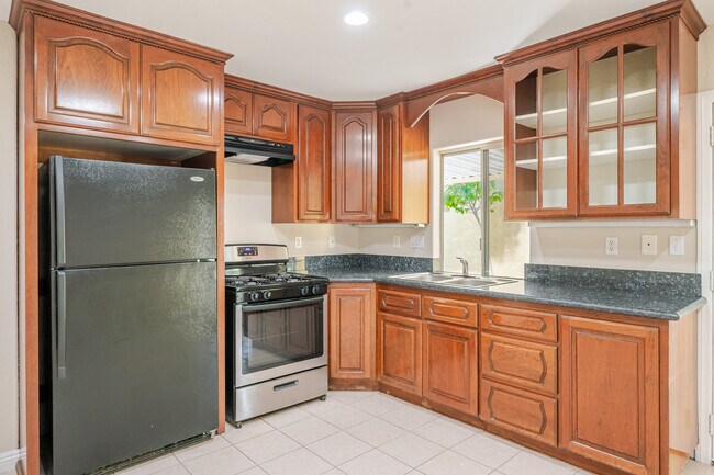 266 Avenida de Suerte San Marcos, CA 92069 photo 3