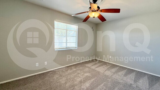 1730 W Northview Ave Phoenix, AZ 85021 photo 5