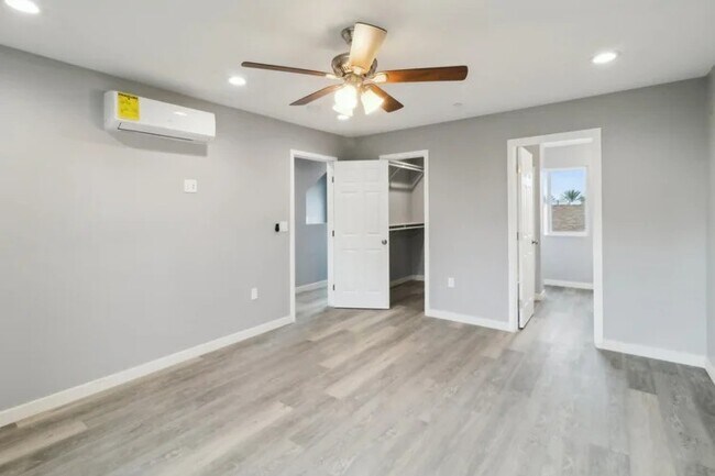 Rodessia Luxury Apartments - 312 S 49th St photo 4