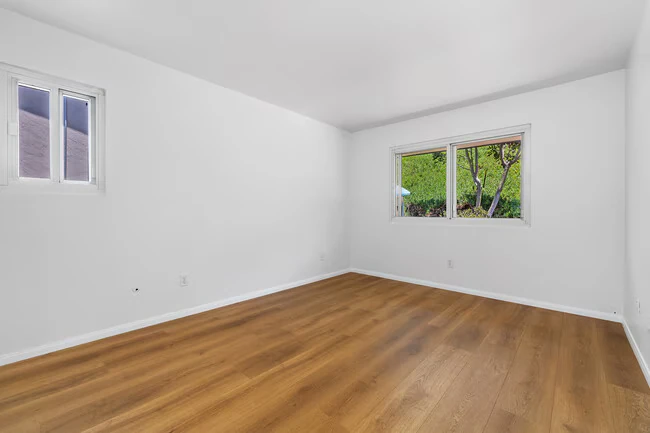 2345 Worden St San Diego, CA 92107 photo 5