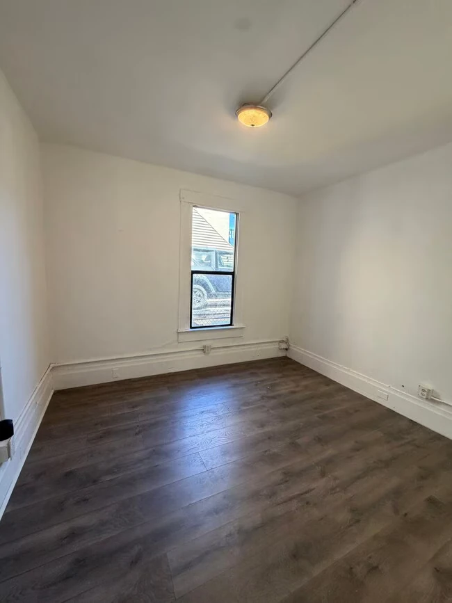50 Los Olivos Ave Daly City, CA 94014 photo 2