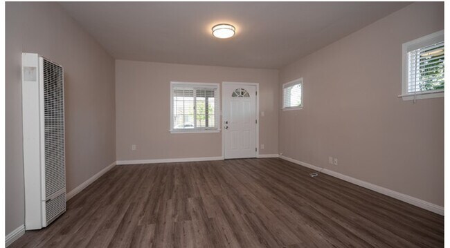 2707 Marlborough Ave Redwood City, CA 94063 photo 5