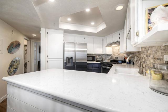 600 The Strand N Oceanside, CA 92054 photo 2